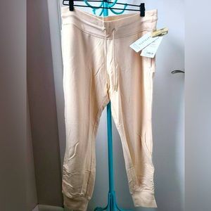 Athleta Balance Cinch Jogger Cream NWT Large Petite